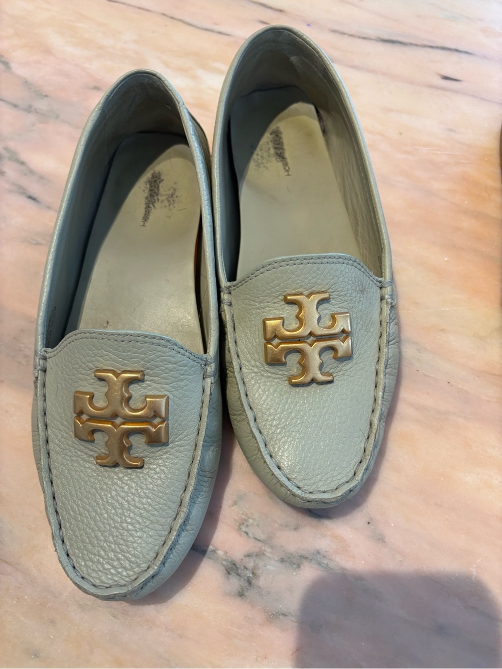 Tory Burch leather driving loafer 9.5 women gold logo